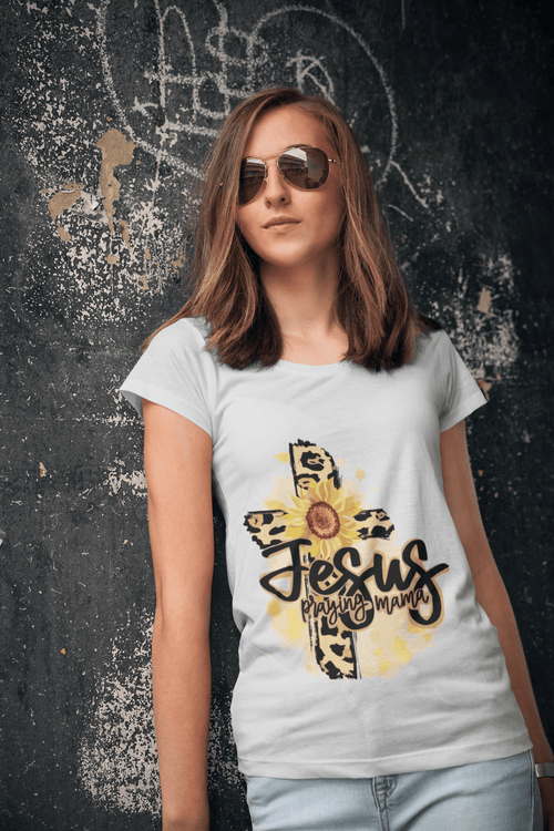 Jesus praying mama DTF - KT SUBLIMATION, DTF AND MORE LLC